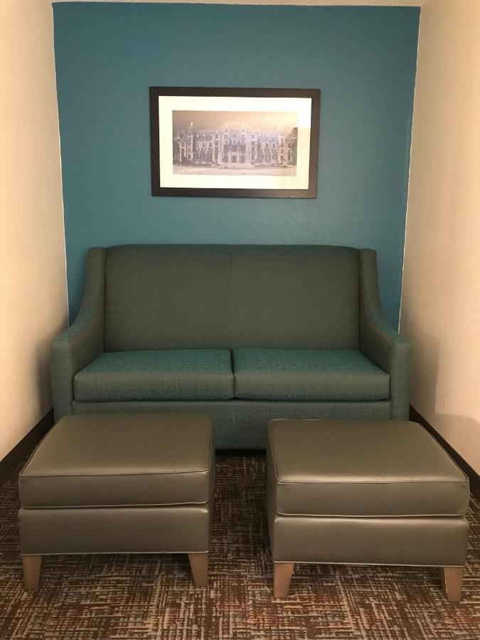 Regency Inn And Suites O'Fallon Bagian luar foto