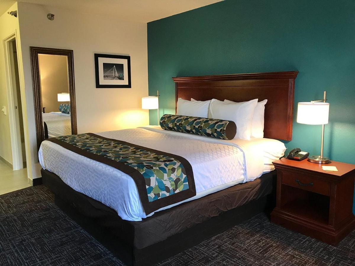 Regency Inn And Suites O'Fallon Bagian luar foto